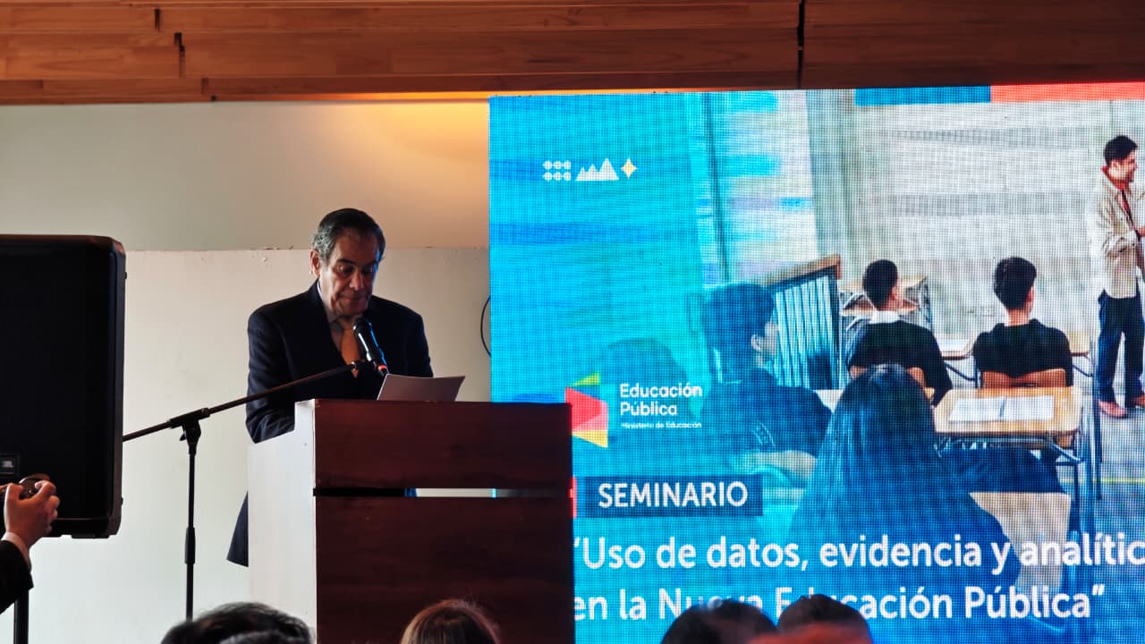 Seminario sobre datos y analítica en la Nueva Educación Pública